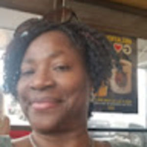 Meet your Posher, Lois